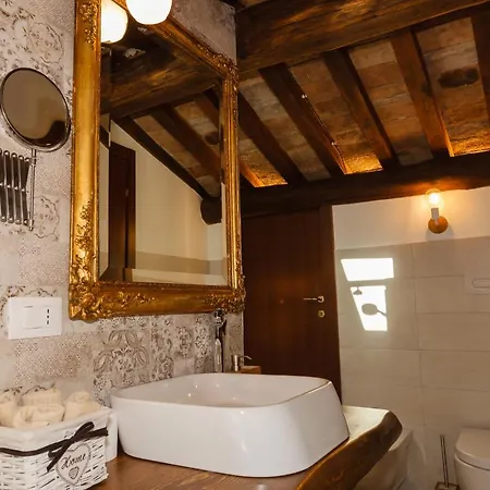 Il Richiastro Medievale Bed and Breakfast